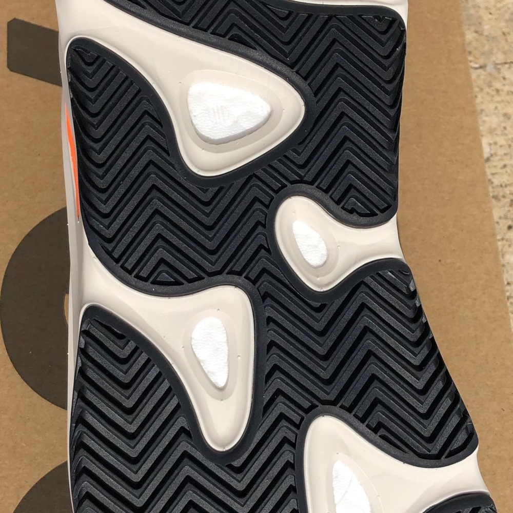Adidas Yeezy Wave Runner 700.  All sizes available - Picture 6 of 8